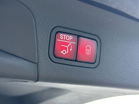 Certified 2024 Mercedes-Benz GLS 450 4MATIC image 23