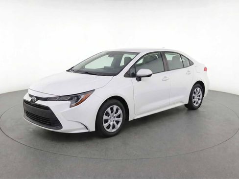 Used 2024 Toyota Corolla LE FWD image 1