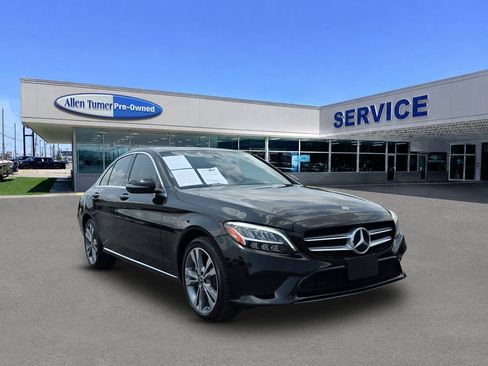 Used 2019 Mercedes-Benz C 300 4MATIC Sedan w/ Multimedia Package image 2