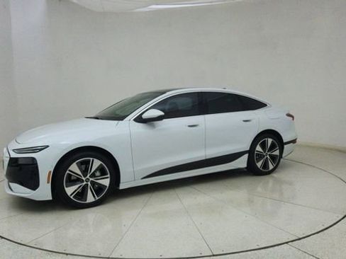 Used 2025 Audi A6 e-tron Premium w/ Convenience Package image 64