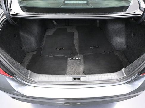 Used 2016 Nissan Altima 2.5 SL w/ Moonroof Package image 34