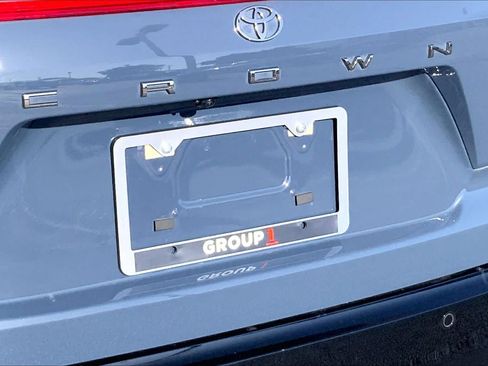 Used 2025 Toyota Crown Signia w/ Advanced Technology Package AWD/4WD image 31