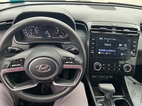 Used 2023 Hyundai Tucson SEL FWD image 6