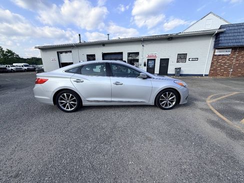Used 2015 Hyundai Azera FWD image 27
