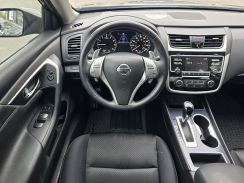 Used 2018 Nissan Altima 2.5 SR image 13