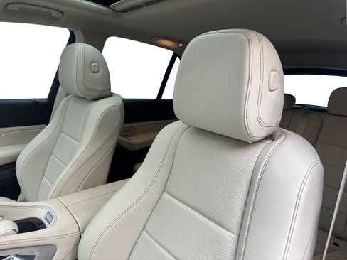 Used 2021 Mercedes-Benz GLE 450 4MATIC image 27
