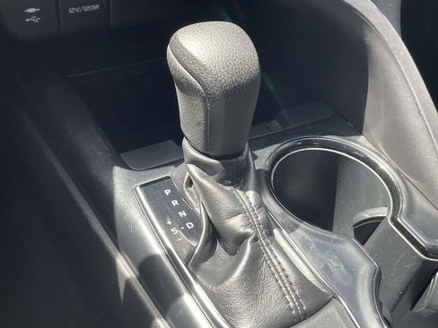 Used 2019 Toyota Camry LE image 20