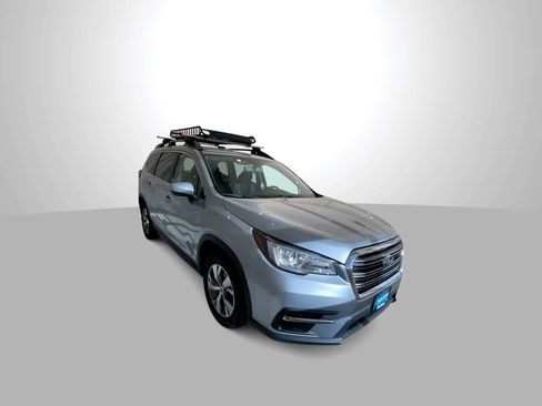 Used 2022 Subaru Ascent Premium w/ Convenience Package AWD/4WD image 2