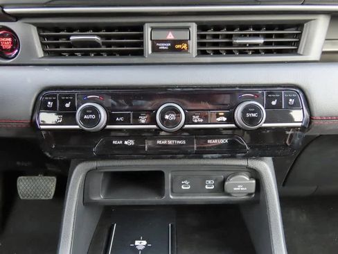 New 2026 Honda Pilot Black Edition image 25