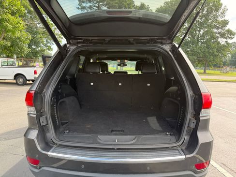 Used 2020 Jeep Grand Cherokee Limited AWD/4WD image 11