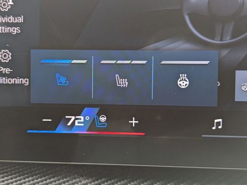 New 2026 BMW X5 M Competition w/ Executive Package image 31