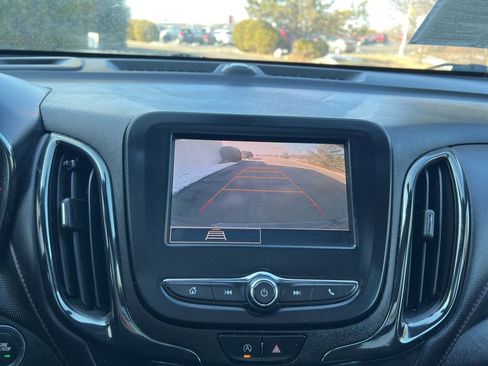 Used 2023 Chevrolet Equinox RS image 21