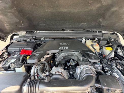 Used 2020 Jeep Wrangler Unlimited Rubicon AWD/4WD image 42