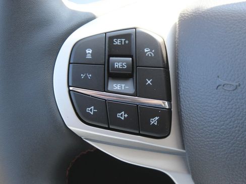 New 2026 Ford Explorer Active AWD/4WD image 24