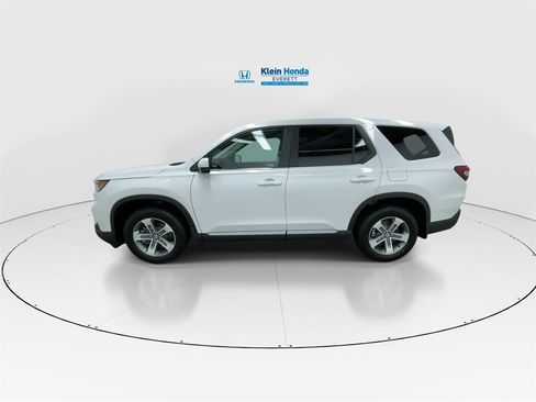 New 2025 Honda Pilot EX-L image 7
