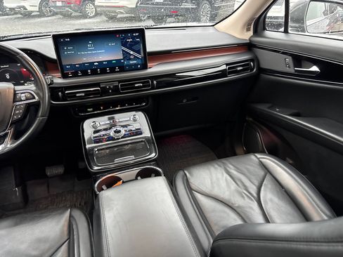 Certified 2023 Lincoln Nautilus Reserve w/ Cargo Utility Package image 31