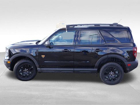 Used 2025 Ford Bronco Sport Badlands image 9