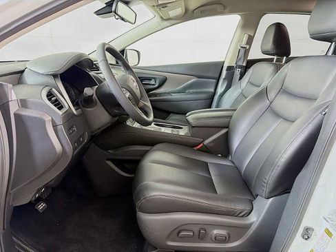 Certified 2023 Nissan Murano SV w/ SV Midnight Edition Package AWD/4WD image 17