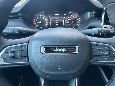 New 2026 Jeep Compass Latitude image 20