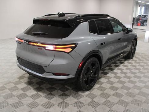 New 2026 Chevrolet Equinox EV RS image 12