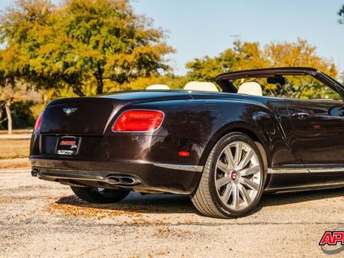 Used 2015 Bentley Continental GT image 42