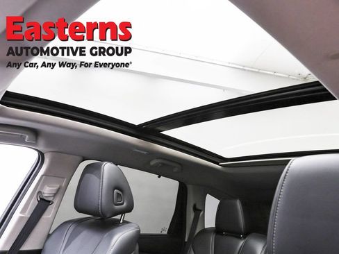 Used 2023 Acura MDX SH-AWD w/ Technology Package image 24