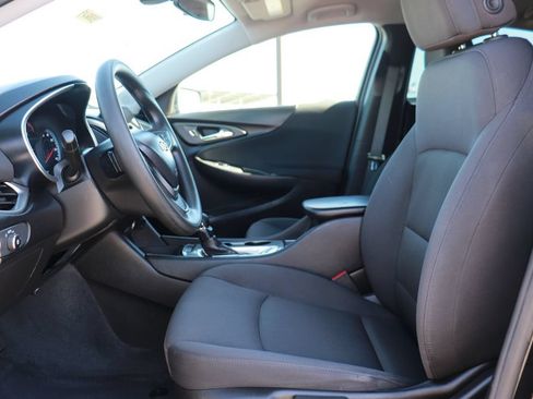 Used 2022 Chevrolet Malibu LS FWD image 10