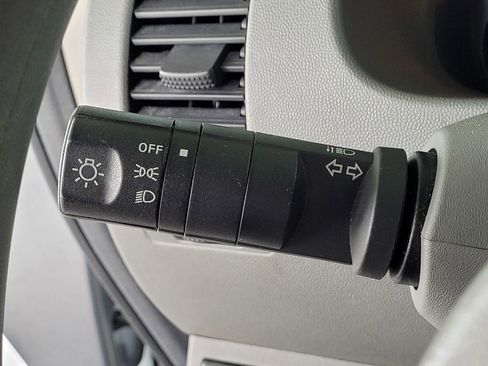 Used 2013 Nissan Frontier S image 9