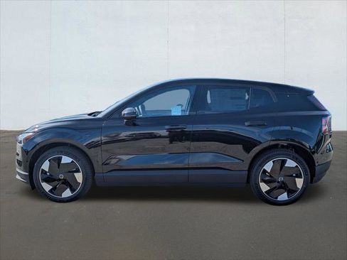 New 2026 Volvo EX30 Ultra image 3