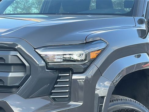 Used 2024 Toyota Tacoma SR5 image 4