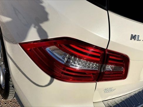 Used 2013 Mercedes-Benz ML 350 4MATIC image 22
