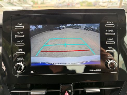 Used 2022 Toyota Camry LE FWD image 15