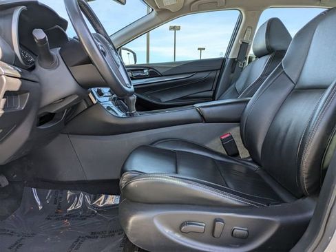Used 2023 Nissan Maxima SV w/ Floor Mat Group image 21
