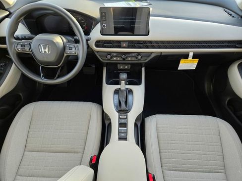 New 2026 Honda HR-V LX image 8