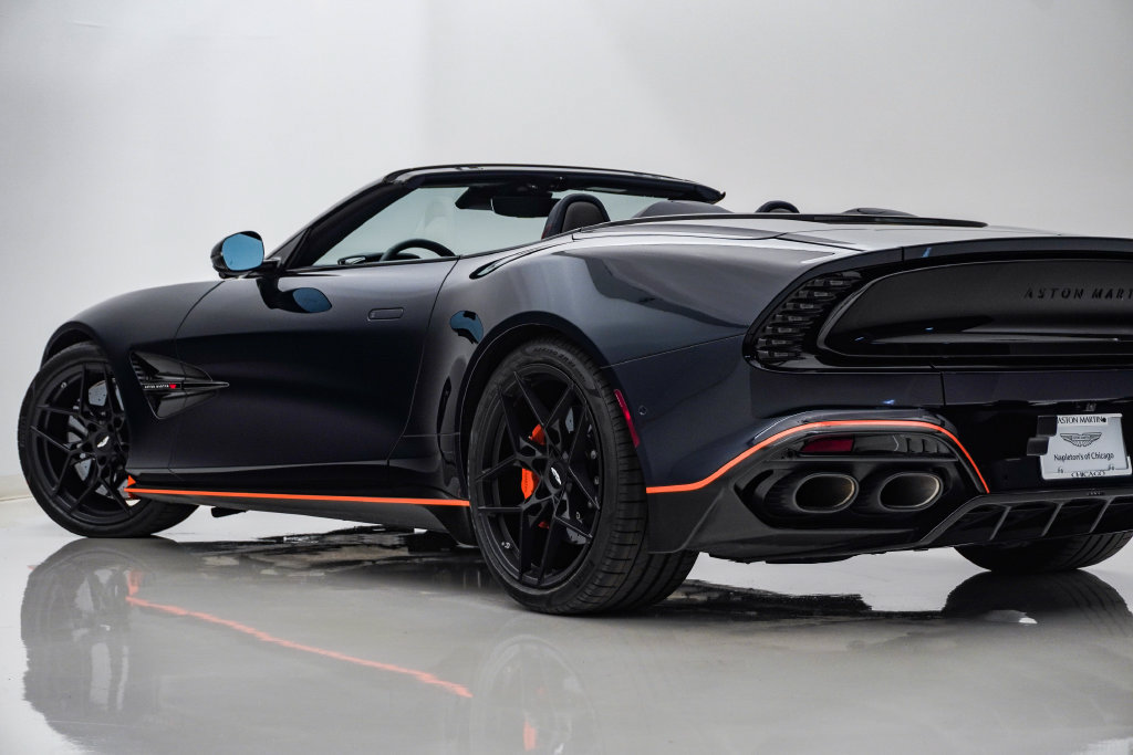 Used 2026 Aston Martin Vanquish Convertible RWD image 11