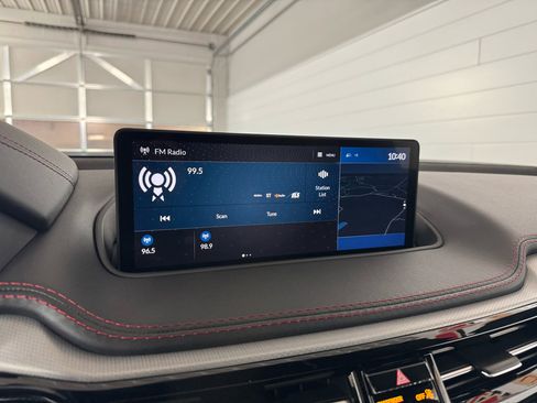 Used 2023 Acura MDX A-Spec image 25