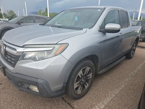 Used 2017 Honda Ridgeline RTL-T image 2