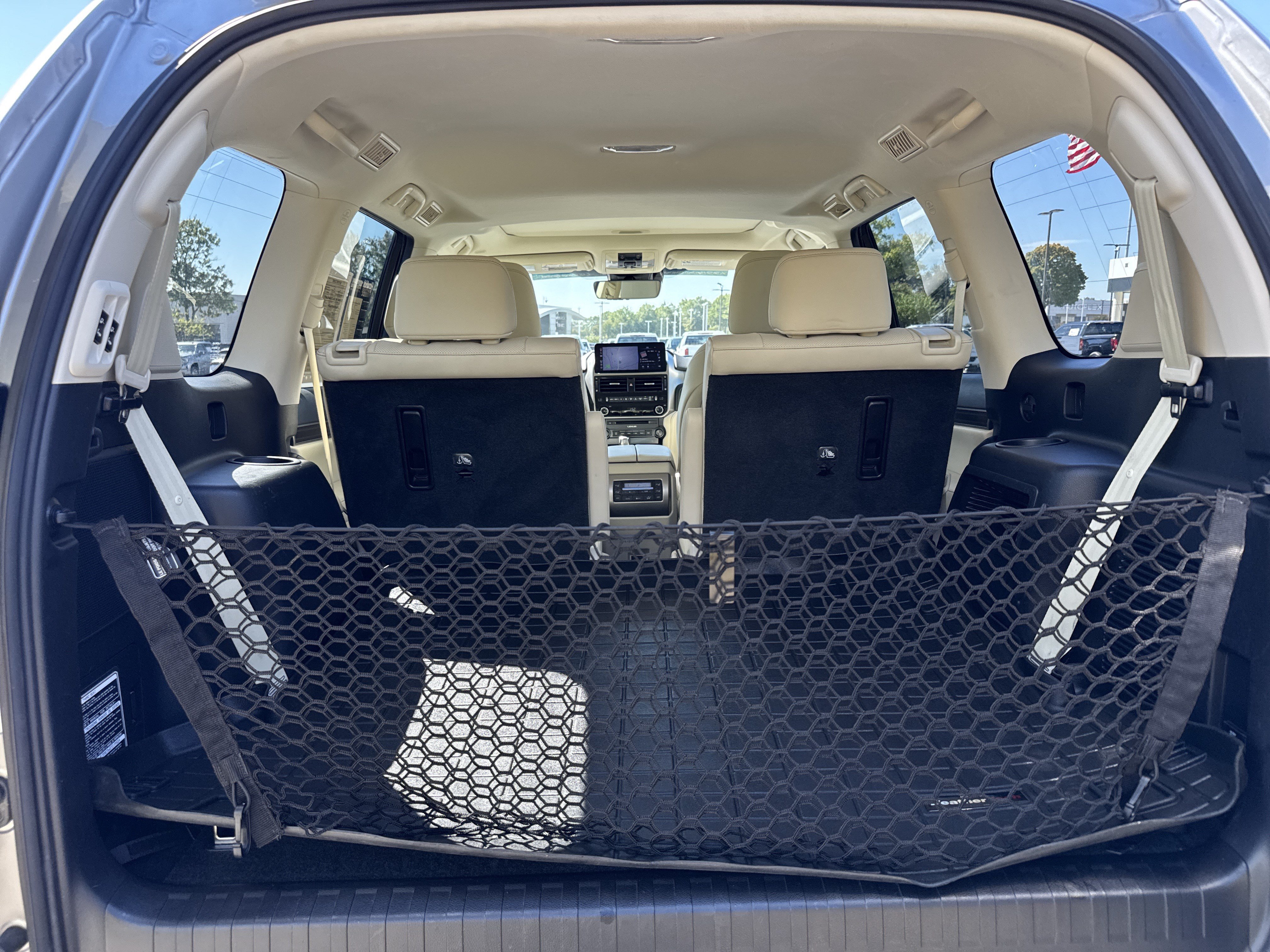Used 2023 Lexus GX 460 Premium AWD/4WD image 32