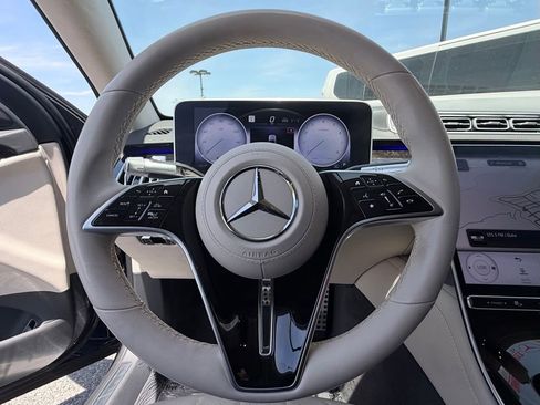 Used 2022 Mercedes-Benz S 500 4MATIC image 23