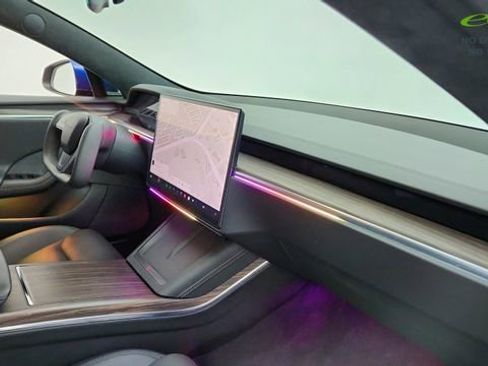 Used 2022 Tesla Model S AWD/4WD image 19
