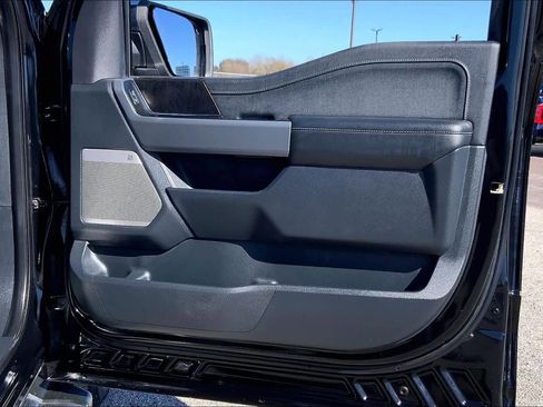 Used 2022 Ford F150 Lariat image 21