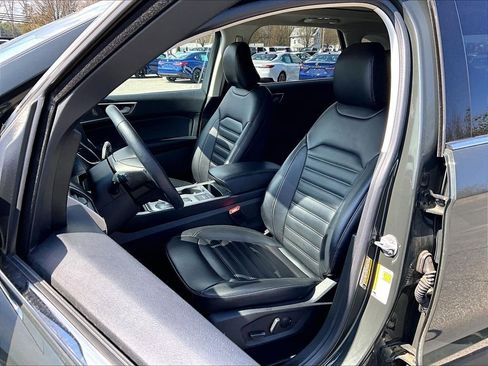 Used 2022 Ford Edge SEL w/ Convenience Package AWD/4WD image 10
