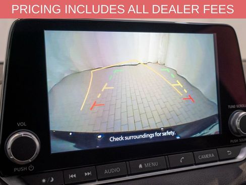 Used 2024 Nissan Sentra SV FWD image 13