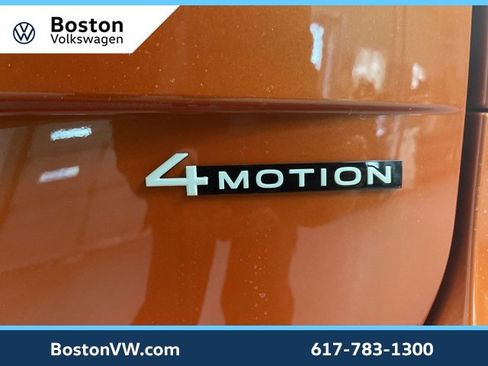 New 2025 Volkswagen ID. Buzz 1st Edition image 5