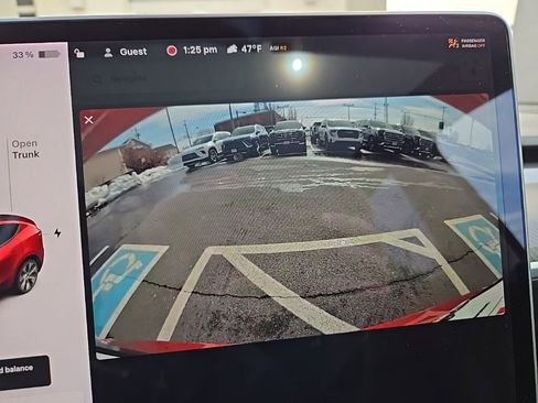 Used 2021 Tesla Model Y Long Range image 29