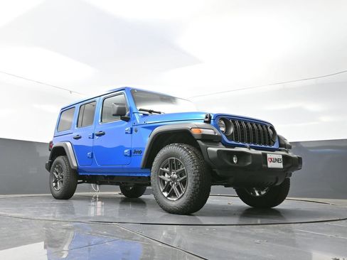 New 2026 Jeep Wrangler Sport S image 38