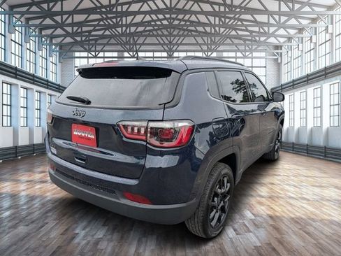 New 2026 Jeep Compass Latitude AWD/4WD image 4