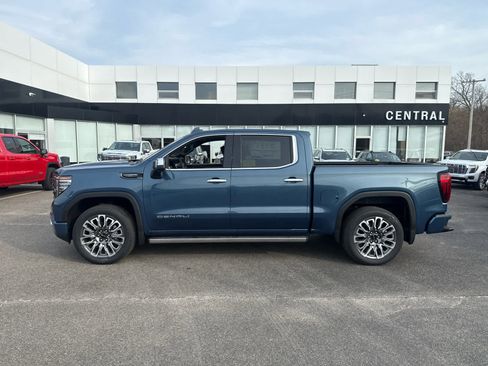New 2026 GMC Sierra 1500 Denali Ultimate AWD/4WD image 2