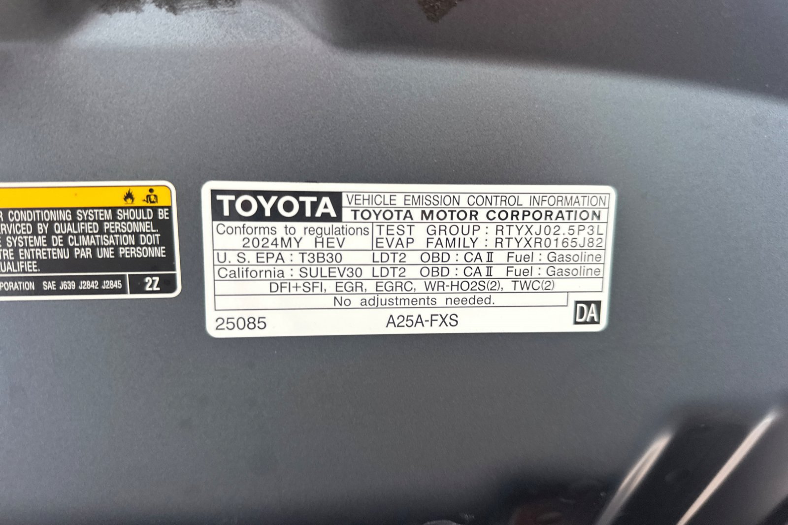 Certified 2024 Toyota Venza XLE AWD/4WD image 36