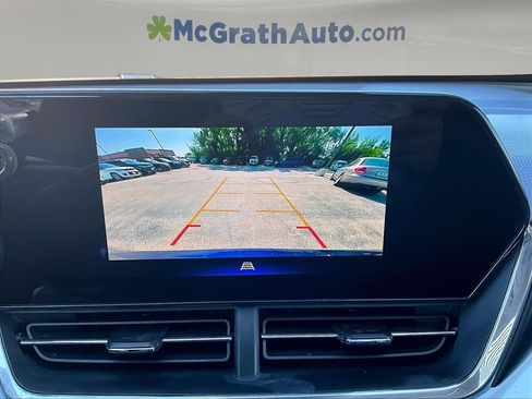 Used 2024 Chevrolet Trax LT w/ Driver Confidence Package FWD image 16